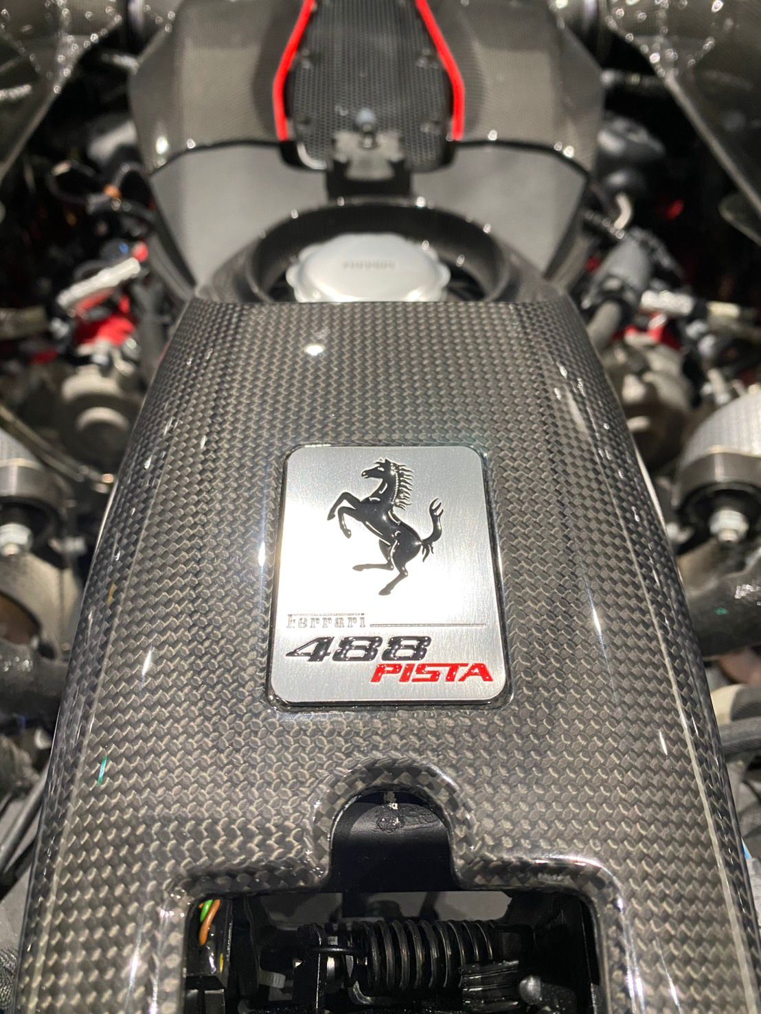 2019 Ferrari 488 Pista — Photo 19 / 24