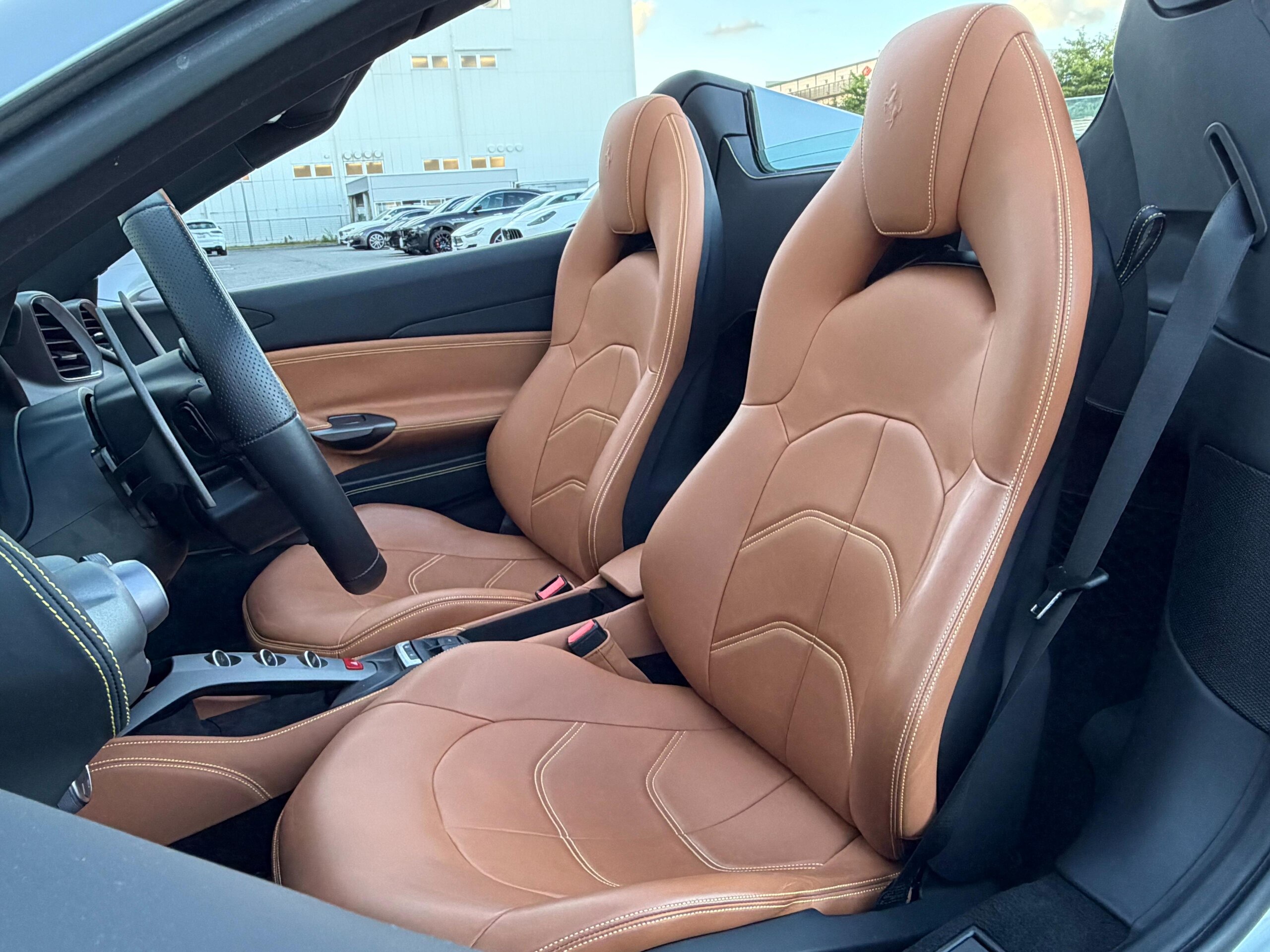 2018 Ferrari 488 Spider — Photo 7 / 26