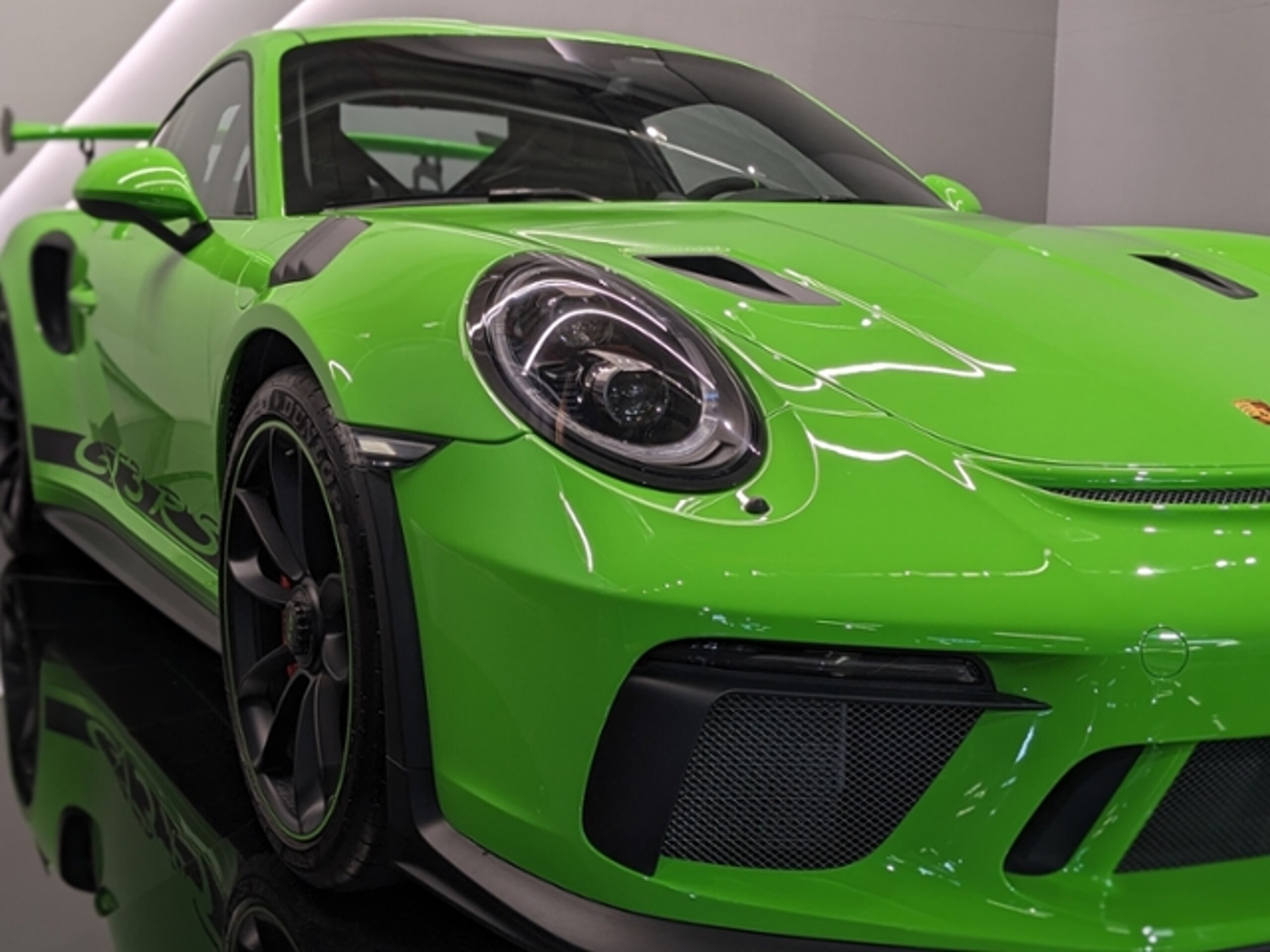 2019 Porsche 911 GT3 RS — Photo 12 / 39
