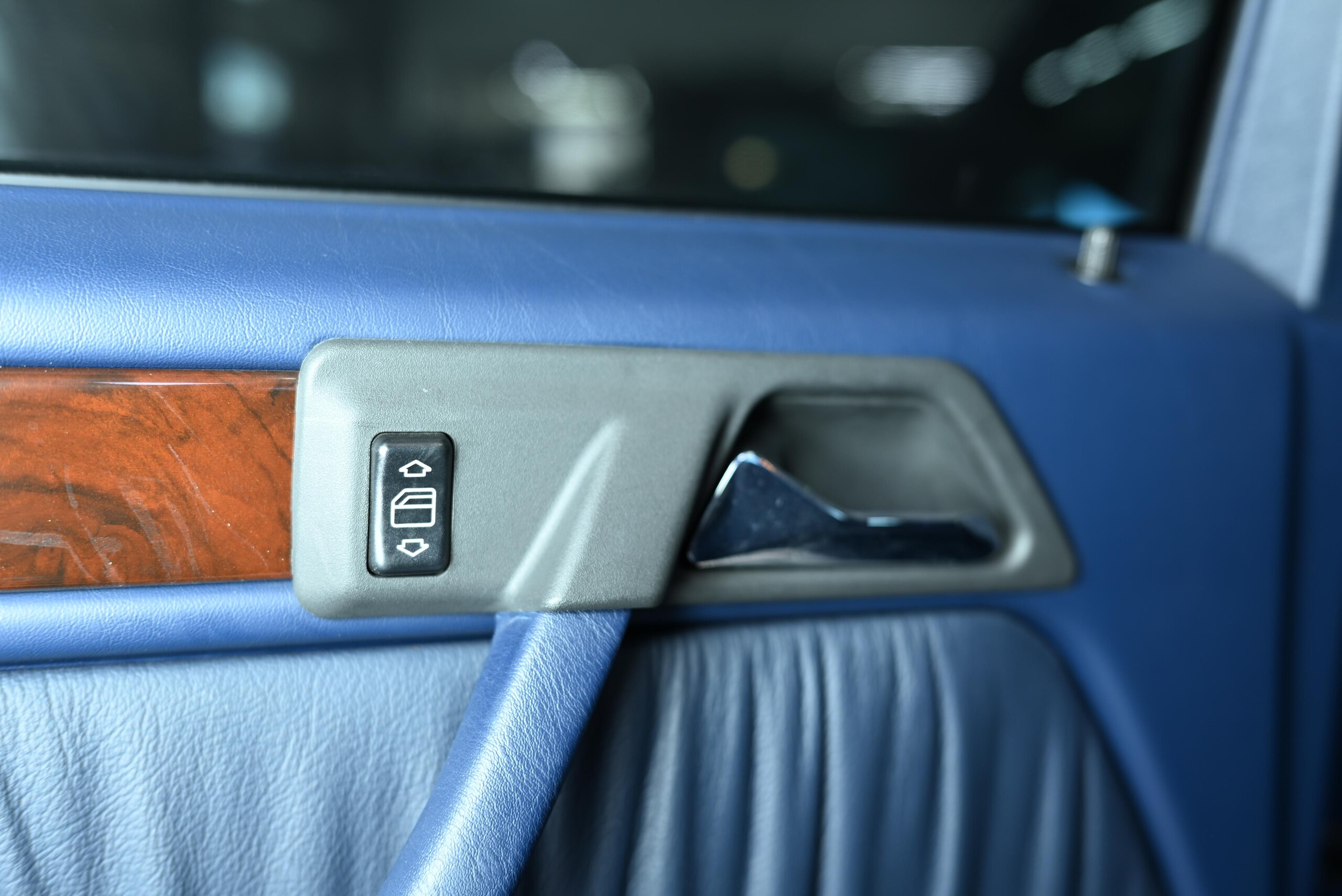 1994 Mercedes Benz E500 — Photo 41 / 74