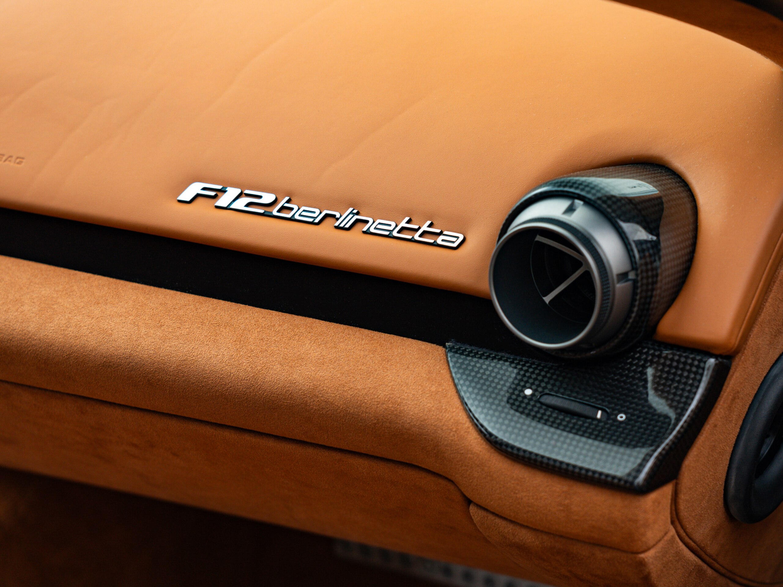 2014 Ferrari F12 Berlinetta — Photo 24 / 42