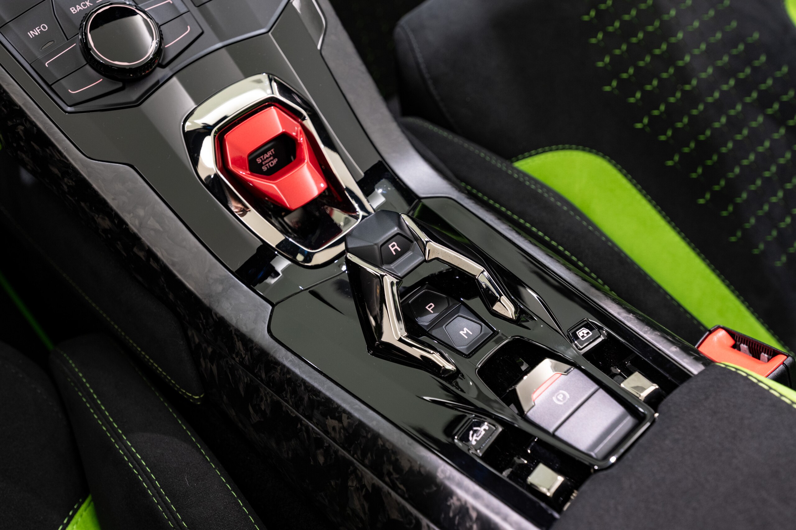 2019 Lamborghini Huracán Spyder Performante — Photo 15 / 25
