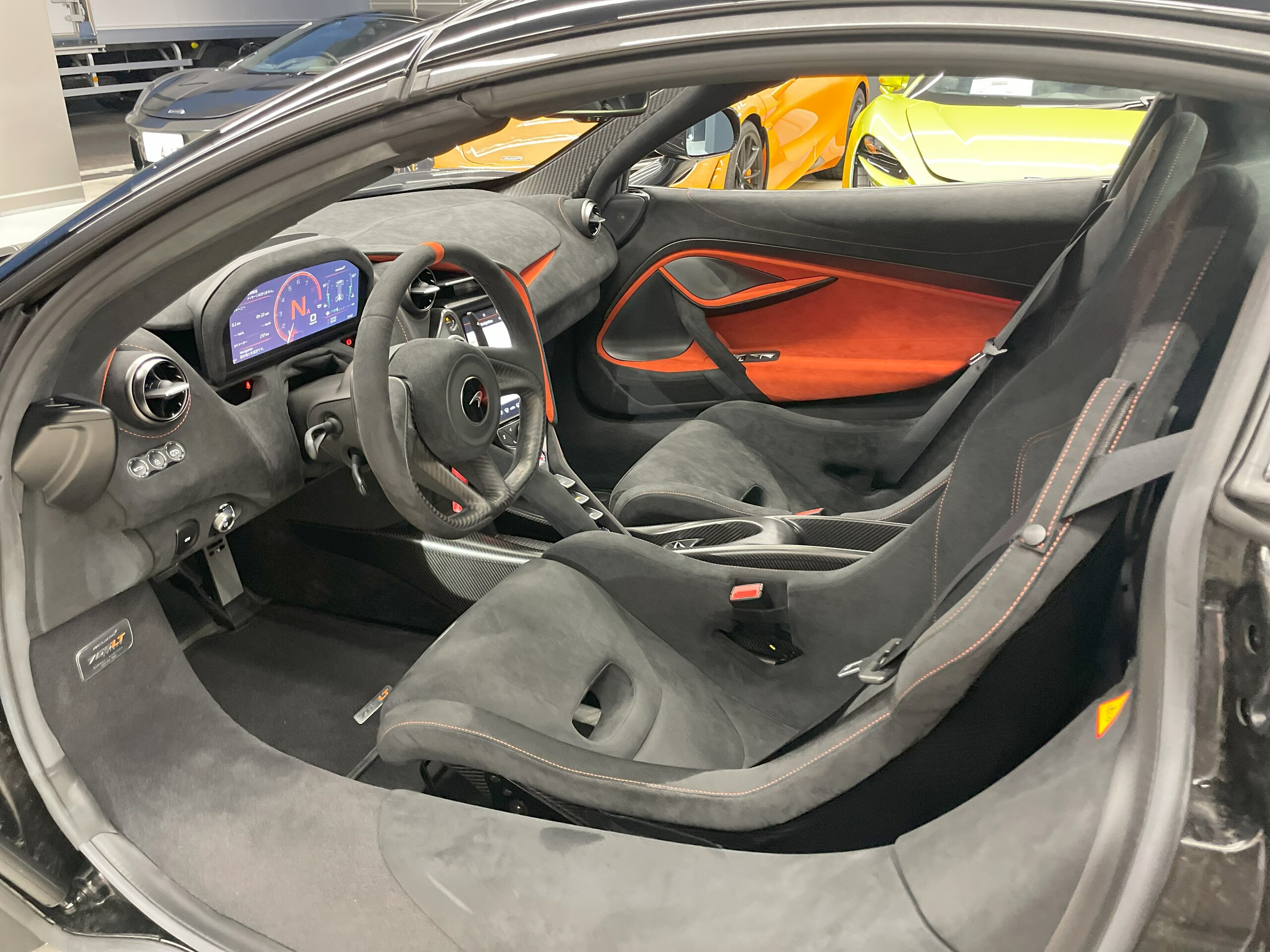 2022 McLaren 765LT Spider — Photo 11 / 20