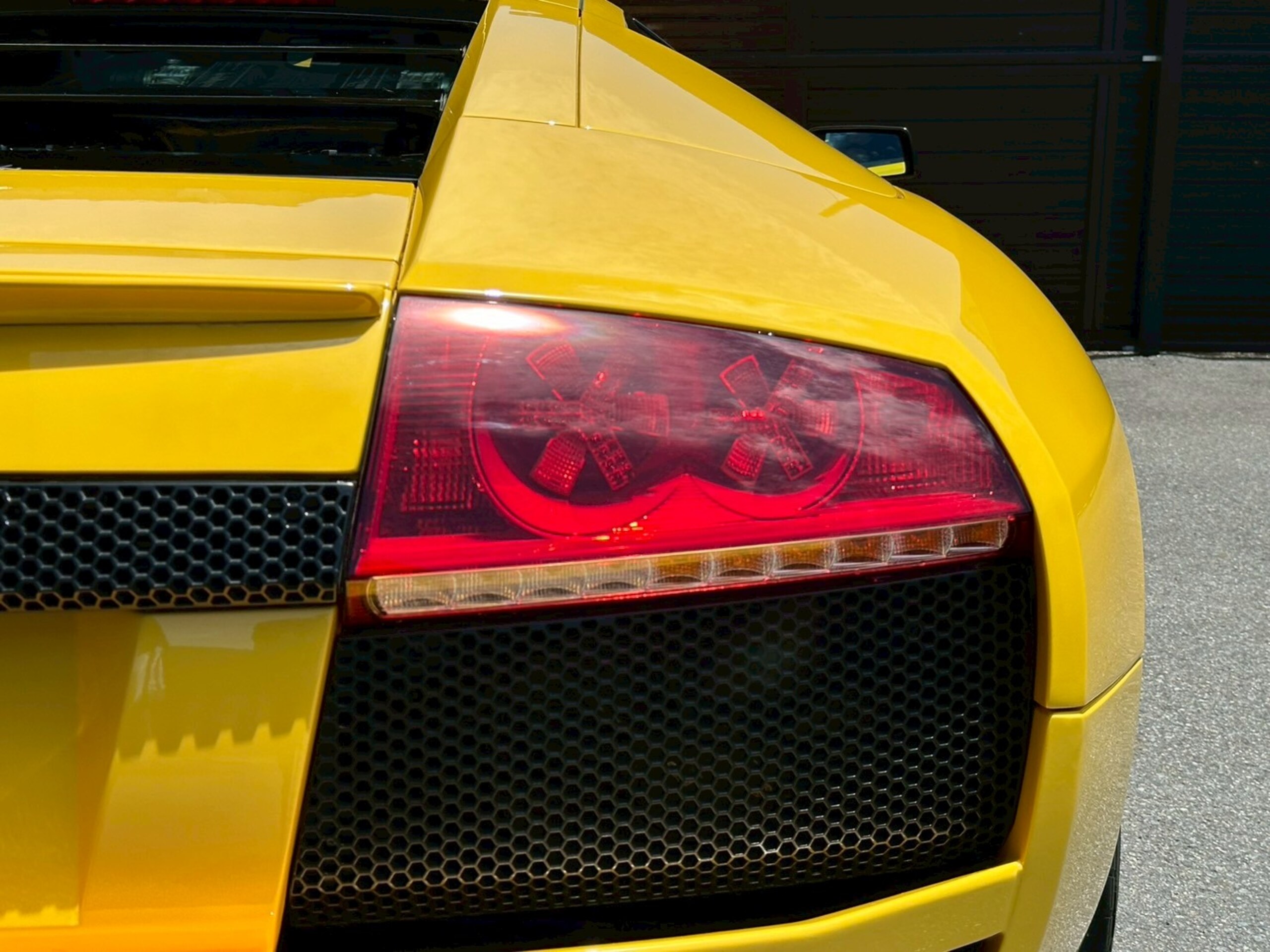 2012 Lamborghini Murcielago LP640 — Photo 16 / 21