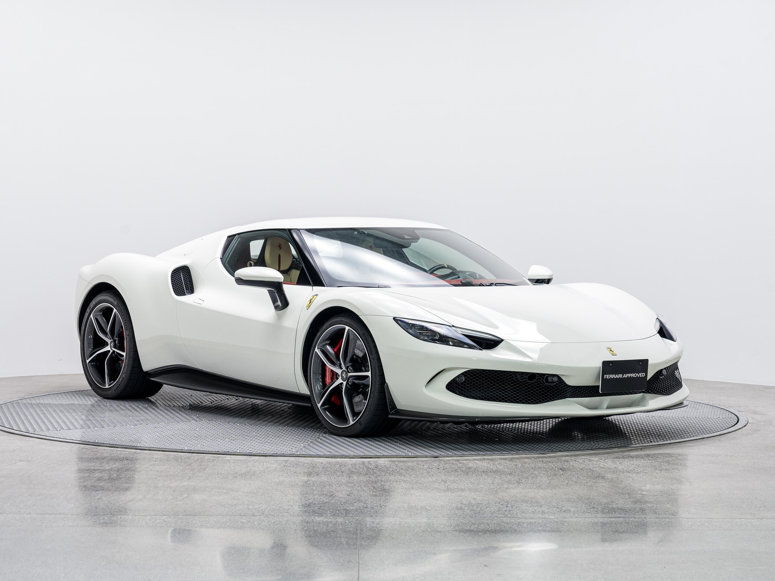 2024 Ferrari 296GTB — Photo 10 / 29