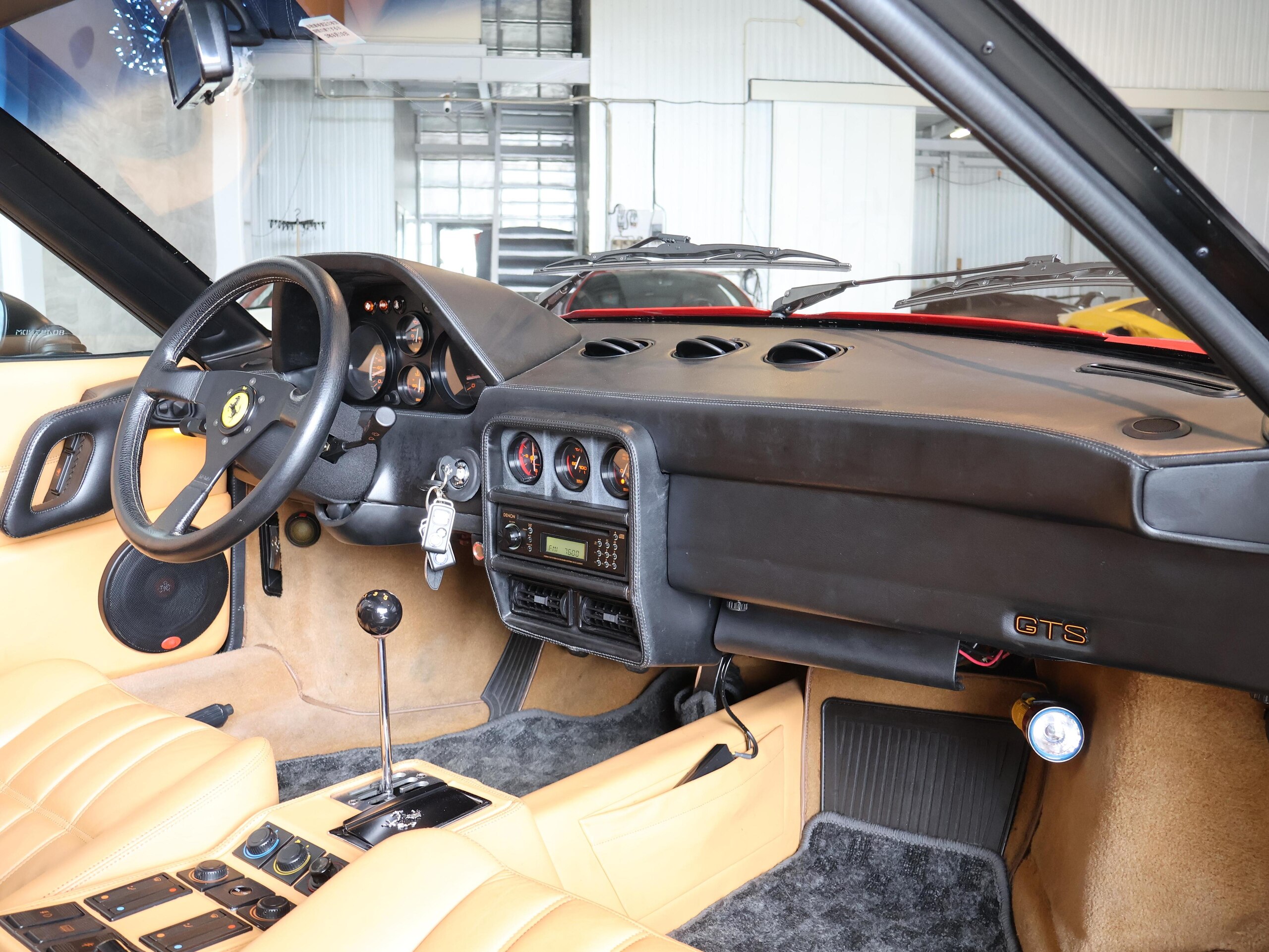 1989 Ferrari 328GTS — Photo 19 / 52
