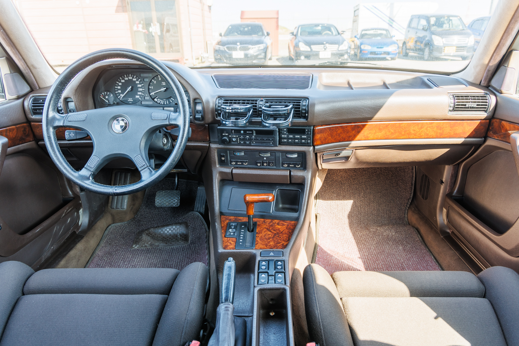 1987 BMW 735i — Photo 7 / 14