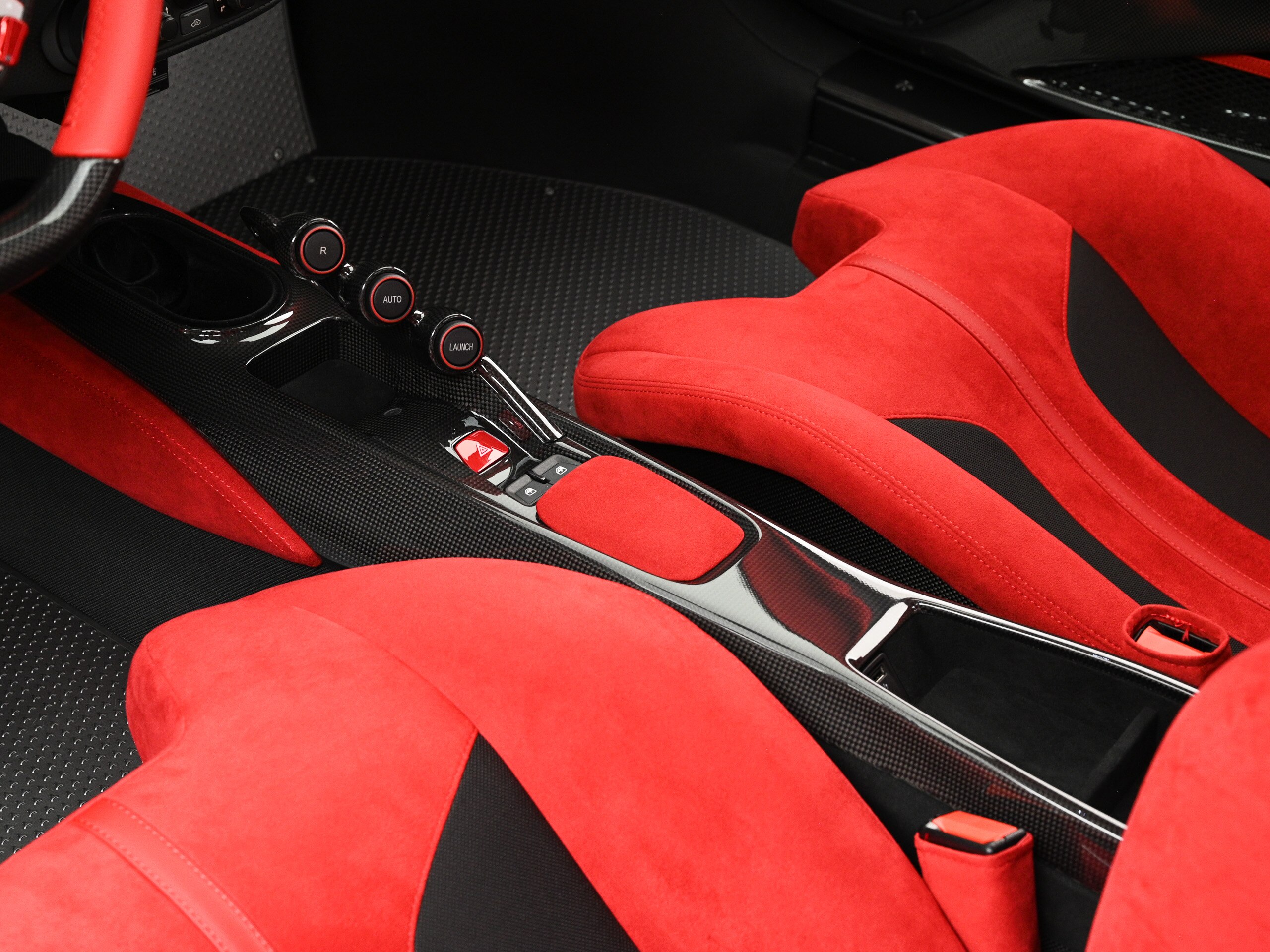 2019 Ferrari 488 Pista — Photo 13 / 19