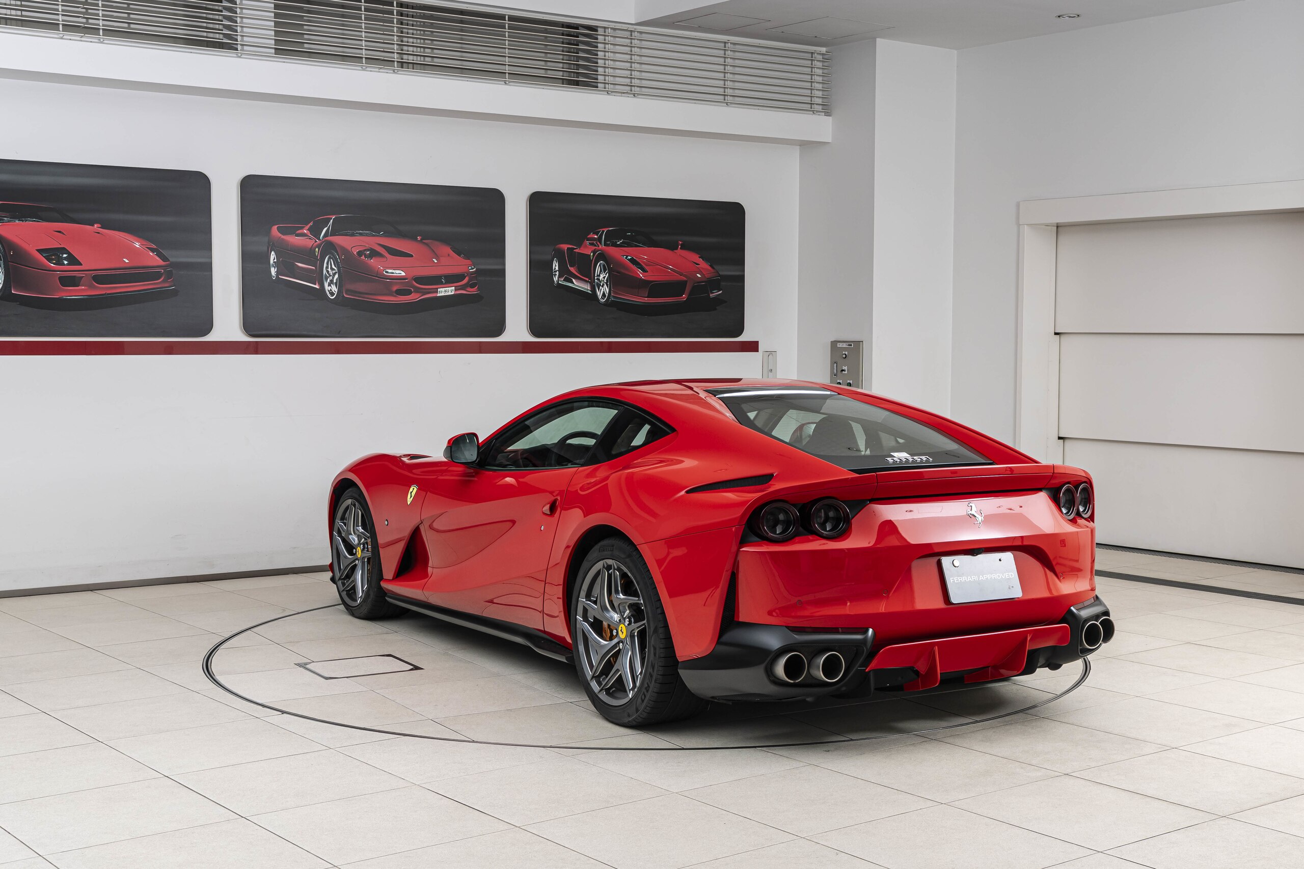2018 Ferrari 812 Superfast — Photo 7 / 30