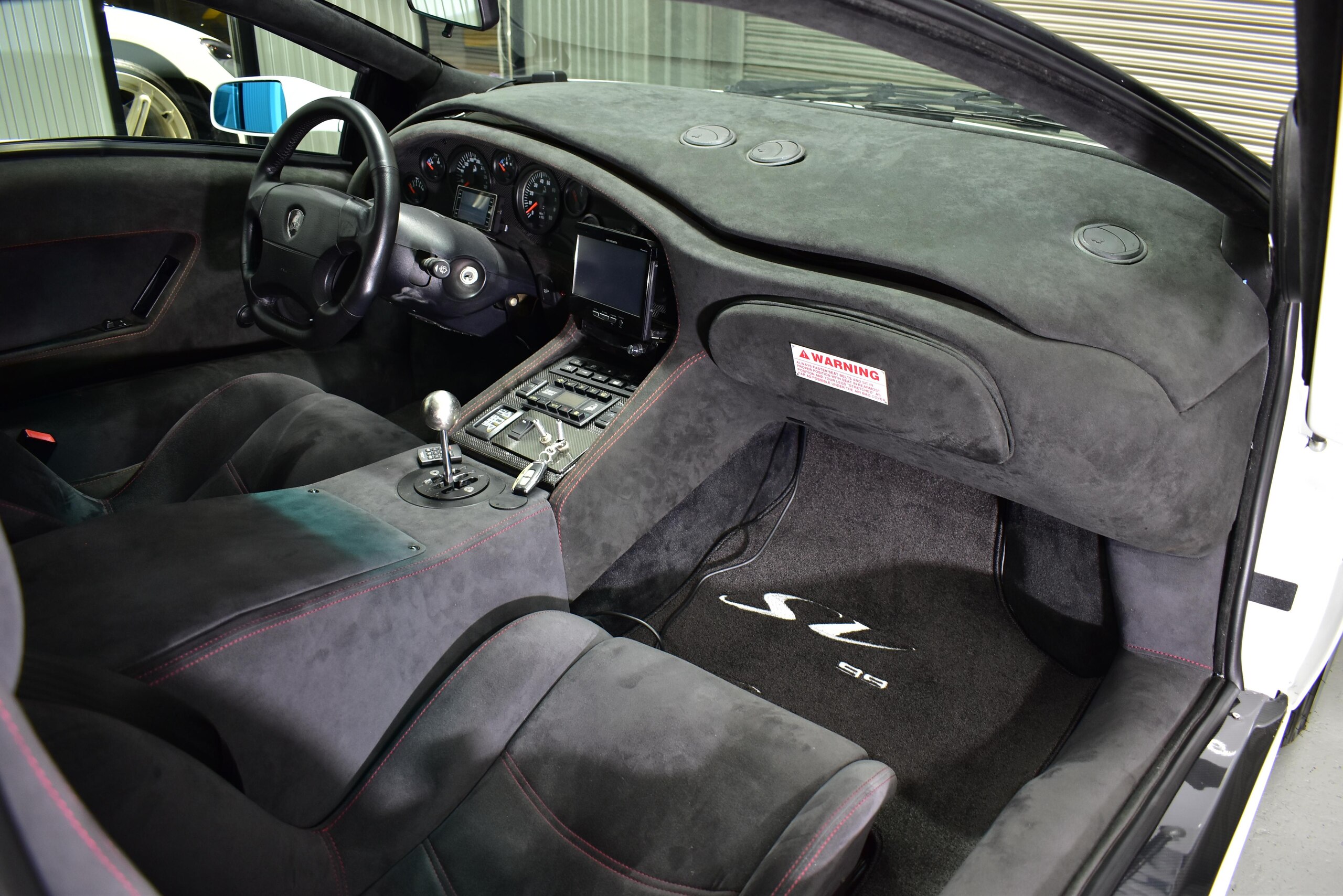 1999 Lamborghini Diablo SV — Photo 14 / 19