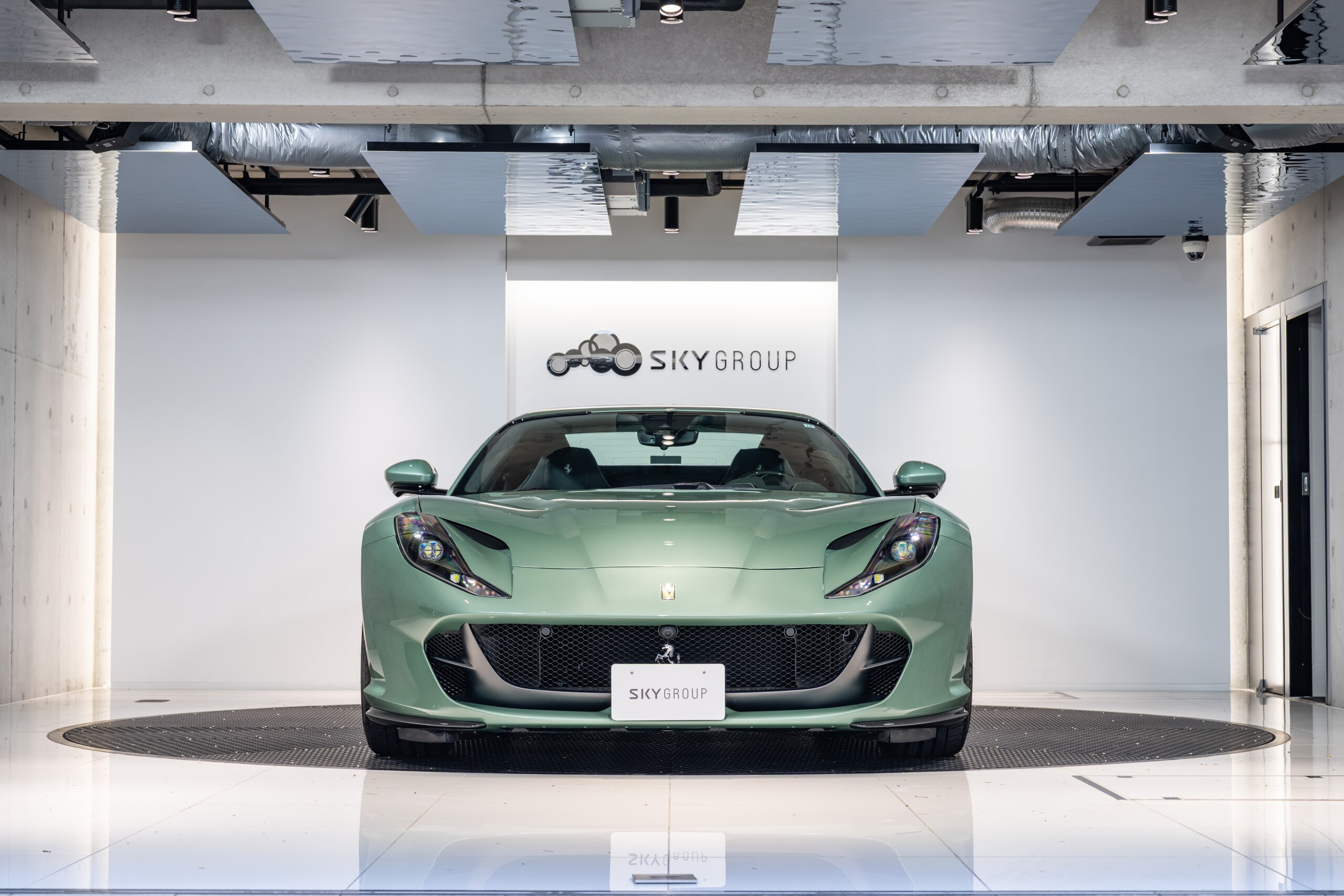 2021 Ferrari 812GTS Black sports exhaust pipe for sale in Japan