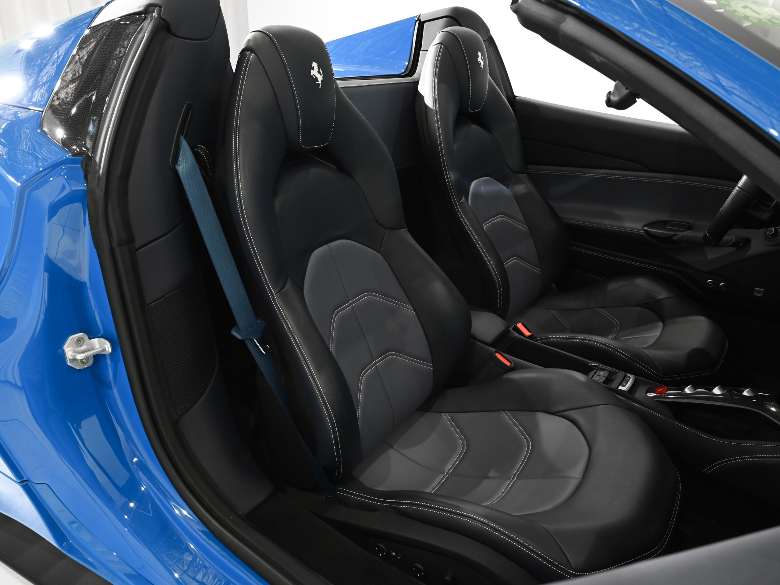 2018 Ferrari 488 Spider — Photo 13 / 18