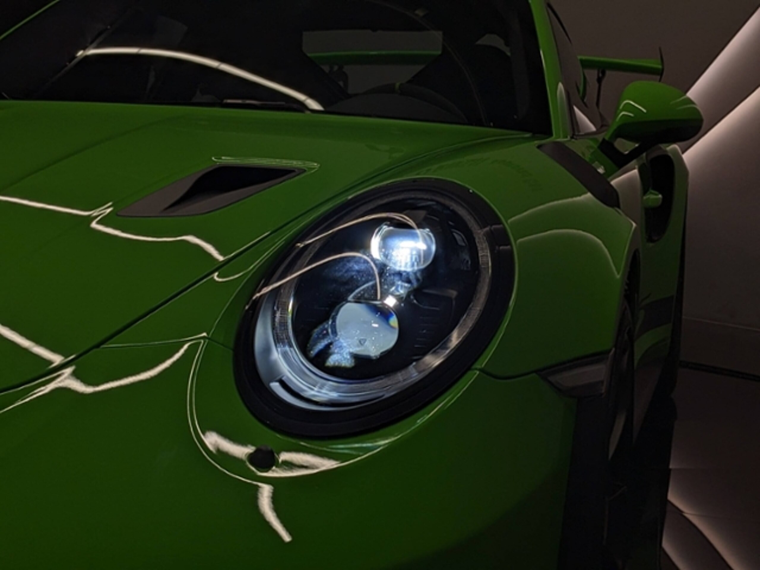 2019 Porsche 911 GT3 RS — Photo 37 / 39