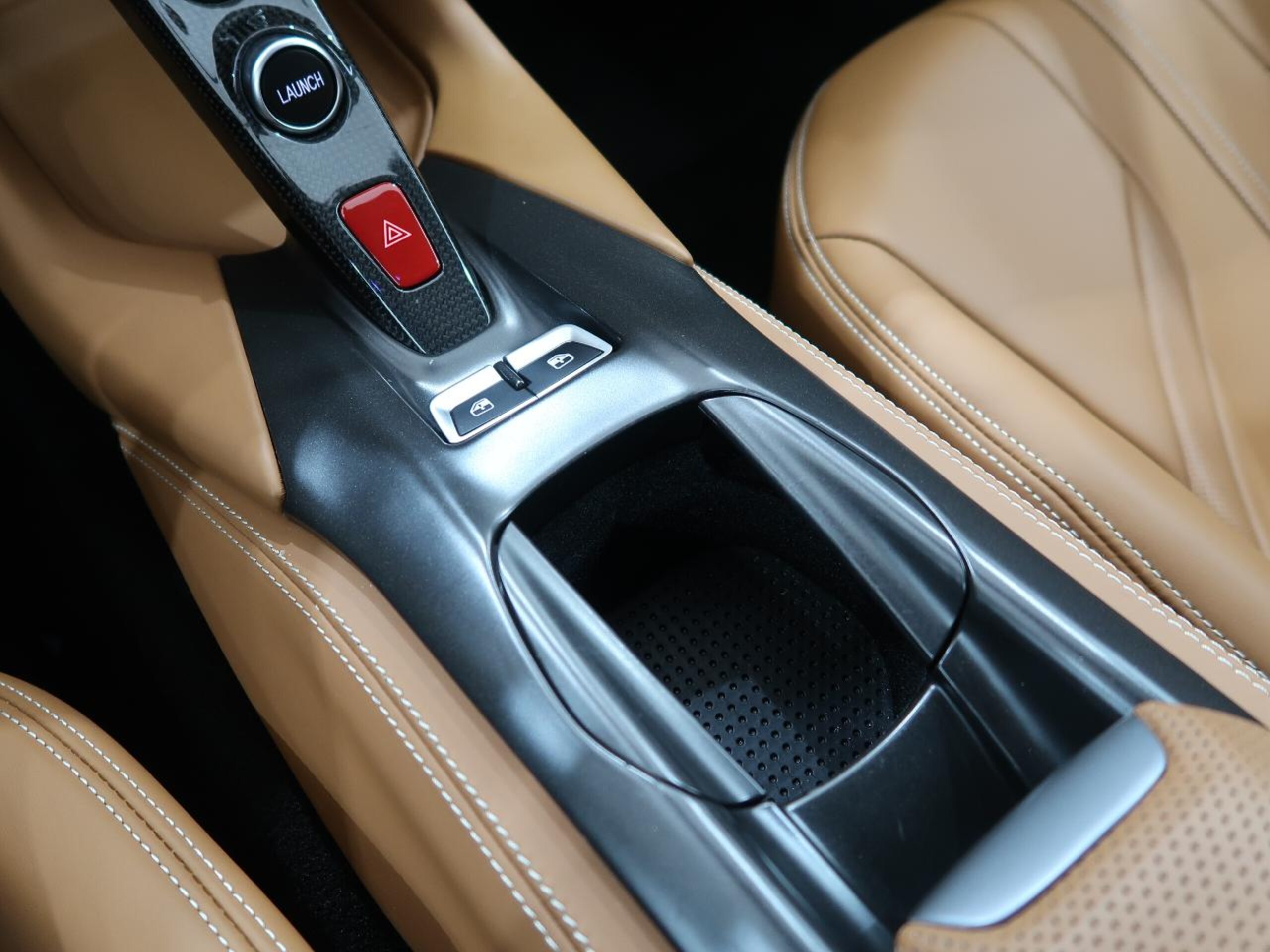 2018 Ferrari 812 Superfast — Photo 31 / 51