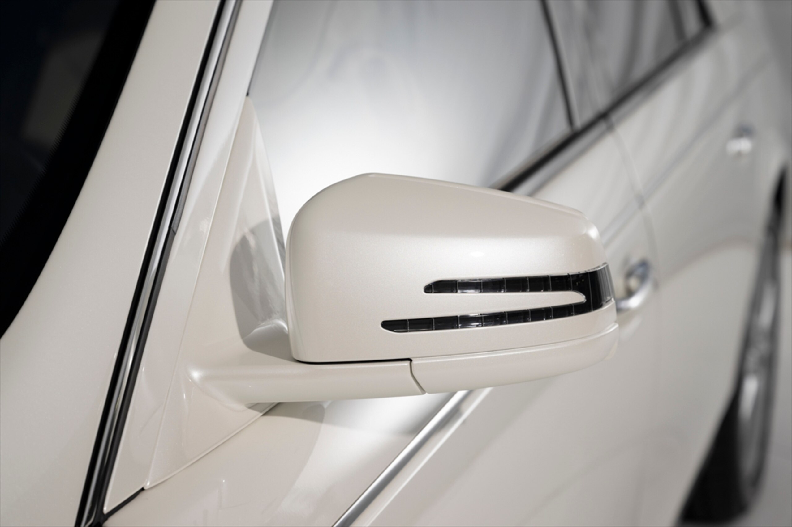 2006 Mercedes Benz Maybach 57S — Photo 18 / 23