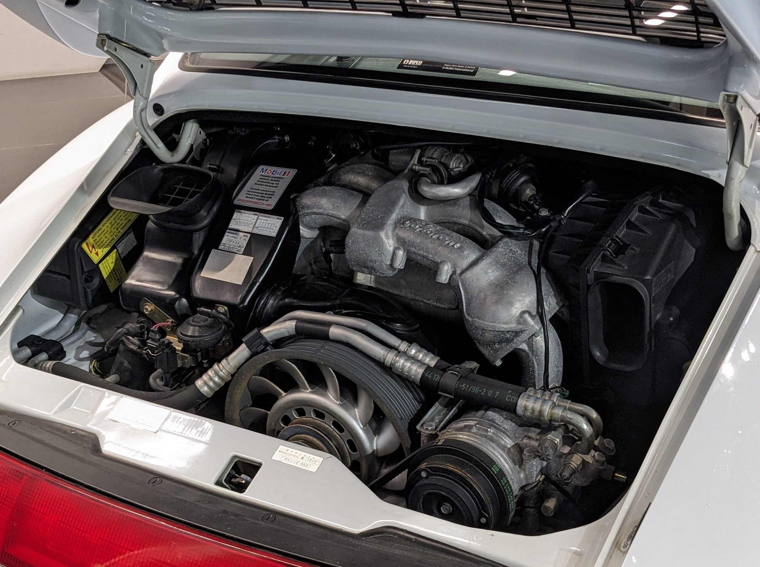 1997 Porsche 911 Carrera S — Photo 16 / 17