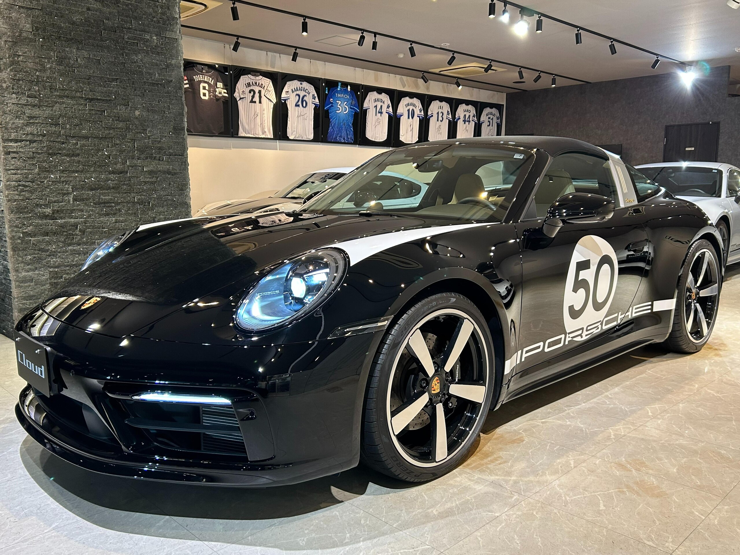 2020 Porsche 911 Targa 4S — Photo 14 / 78