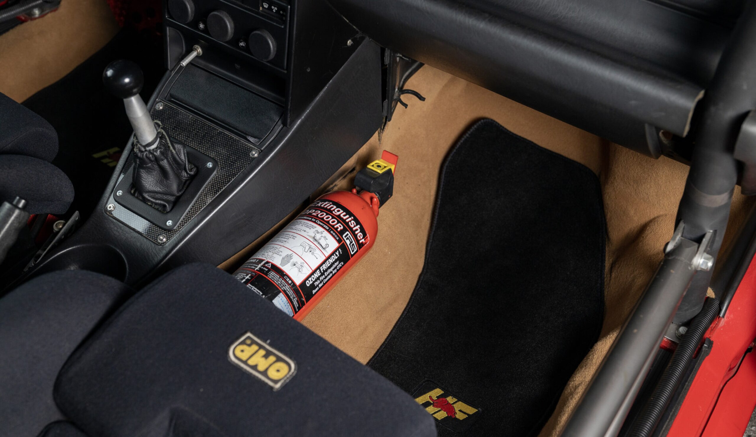 1993 Lancia Delta HF Integrale Evo II — Photo 10 / 16