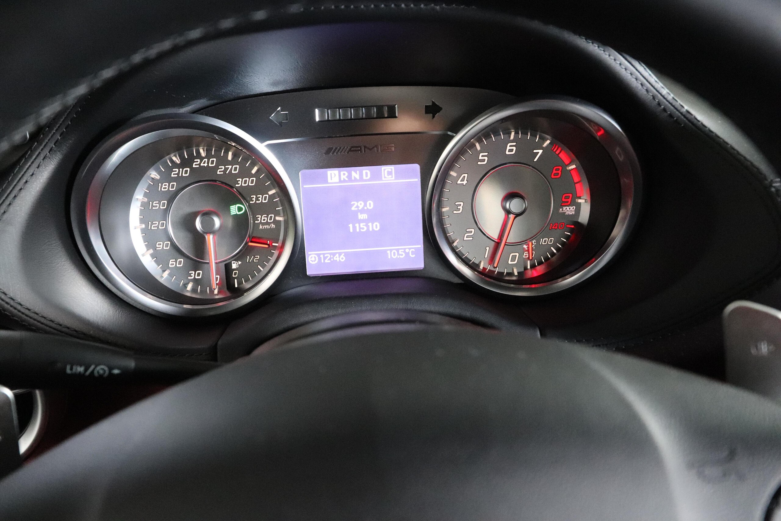 2013 Mercedes Benz SLS AMG — Photo 9 / 13